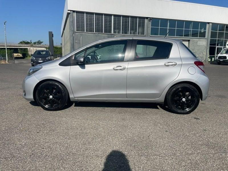 Toyota Yaris Yaris 5p 1.3 Lounge s&s cvt