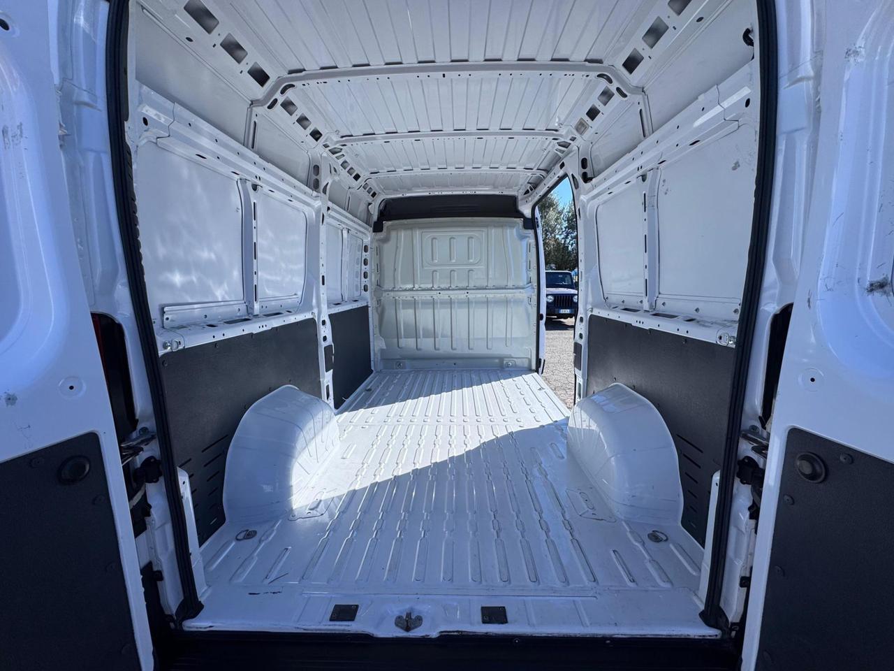 PEUGEOT Boxer 333 2.2 bluehdi 140cv S&S L2H2