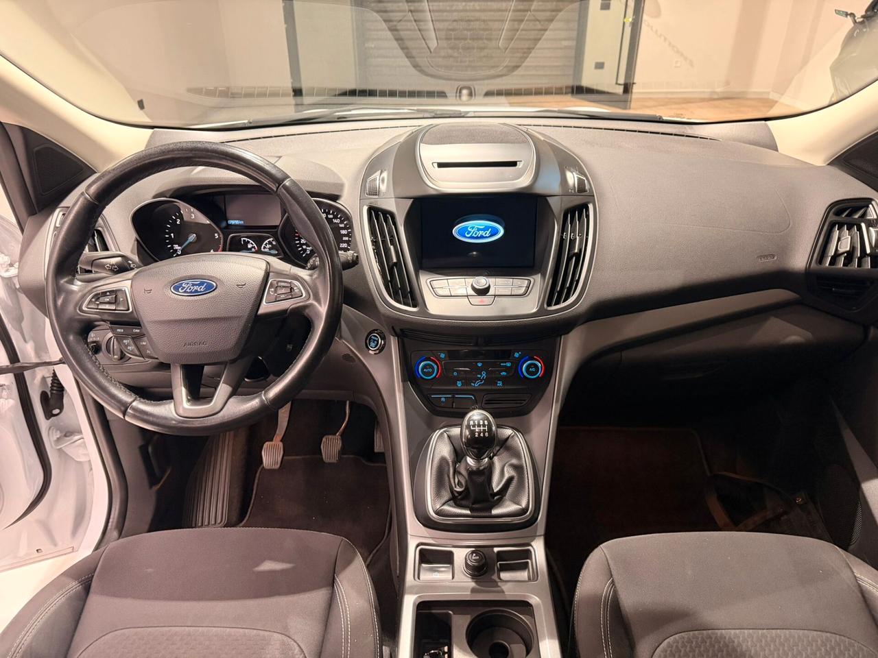 Ford Kuga 1.5 TDCI 120 CV S&S 2WD ST-Line