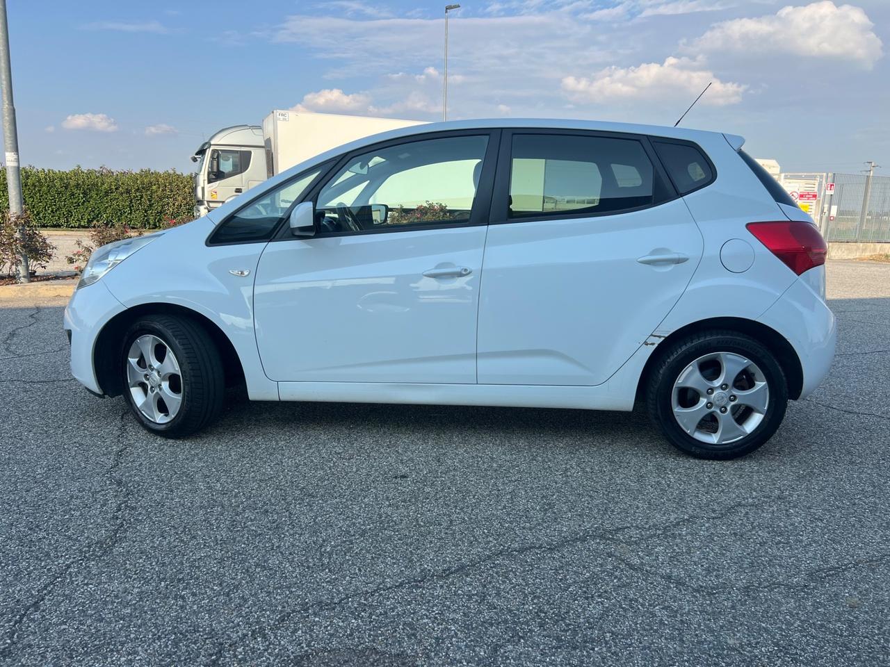 Kia Venga 1.4 CRDi 77CV WGT LX