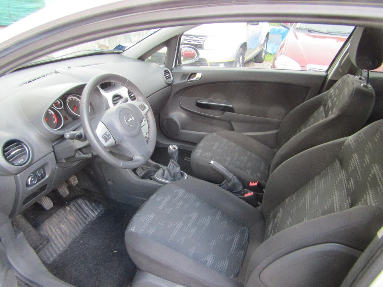 Opel Corsa 1.2 3 porte Elective