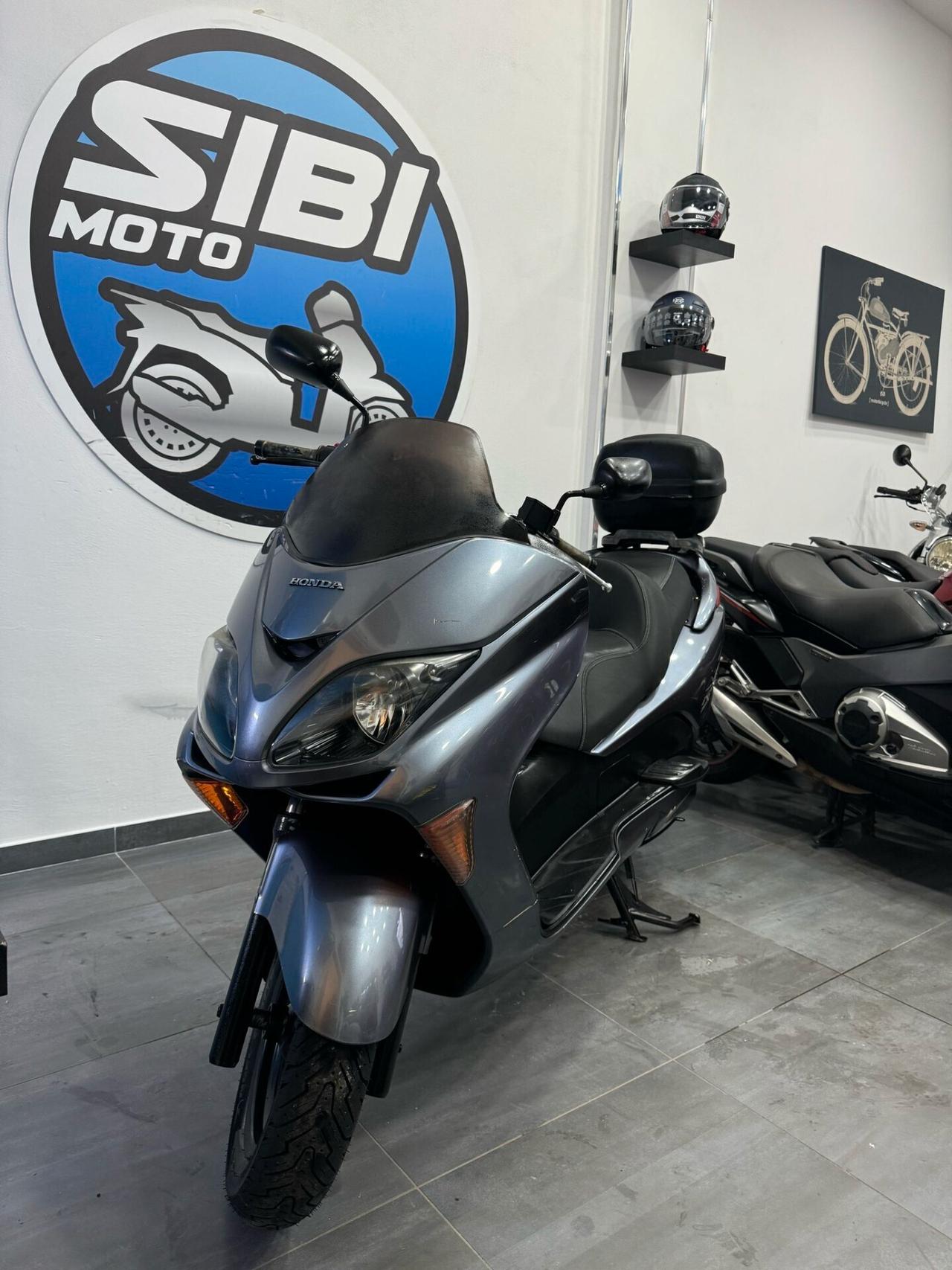 HONDA FORZA 250