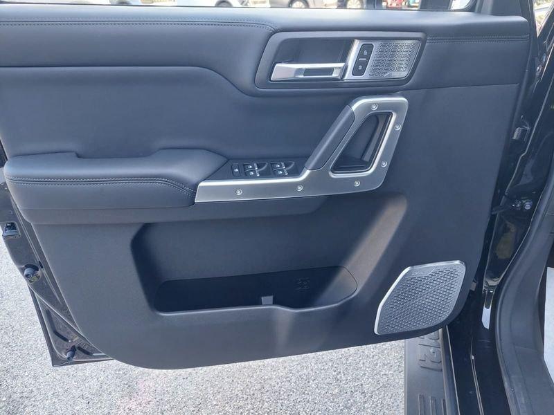 EMC 212 2.0 TGDI 8AT 4WD Adventurer