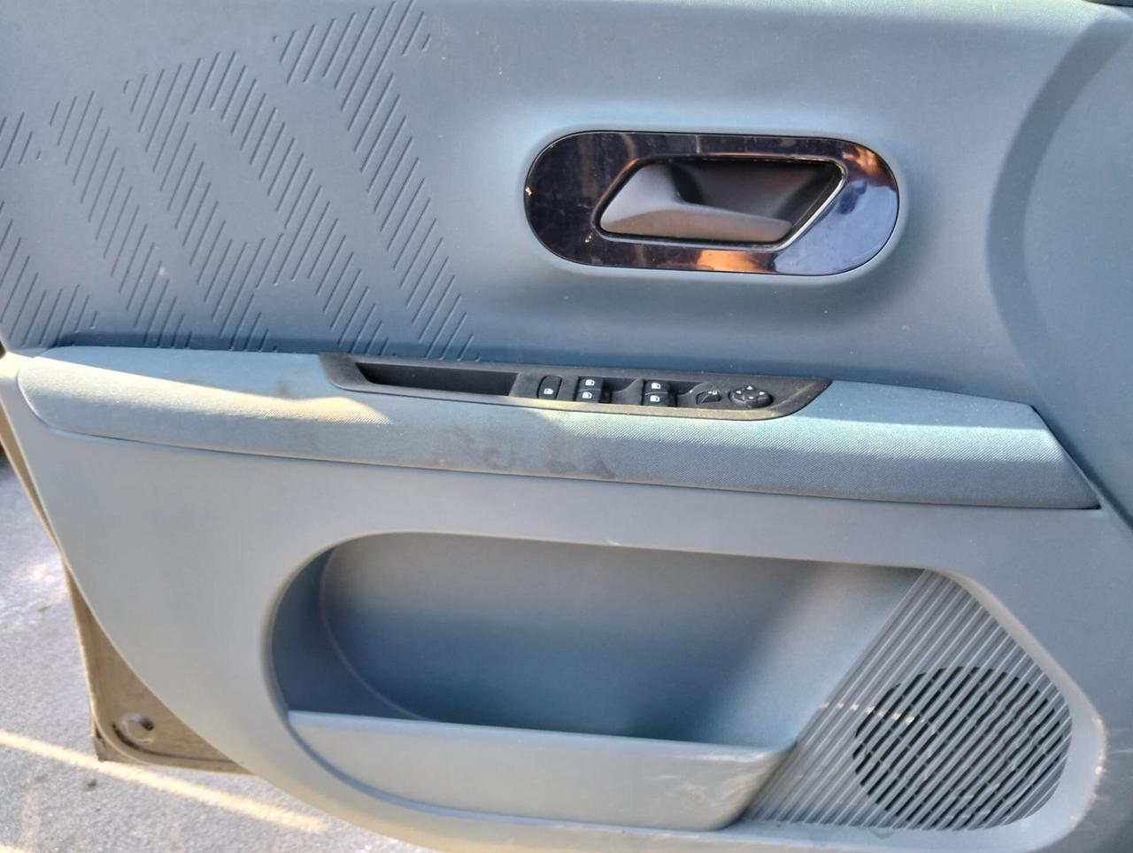 Fiat Grande Panda 1.2 Hybrid 110cv 2025 SINISTRATA