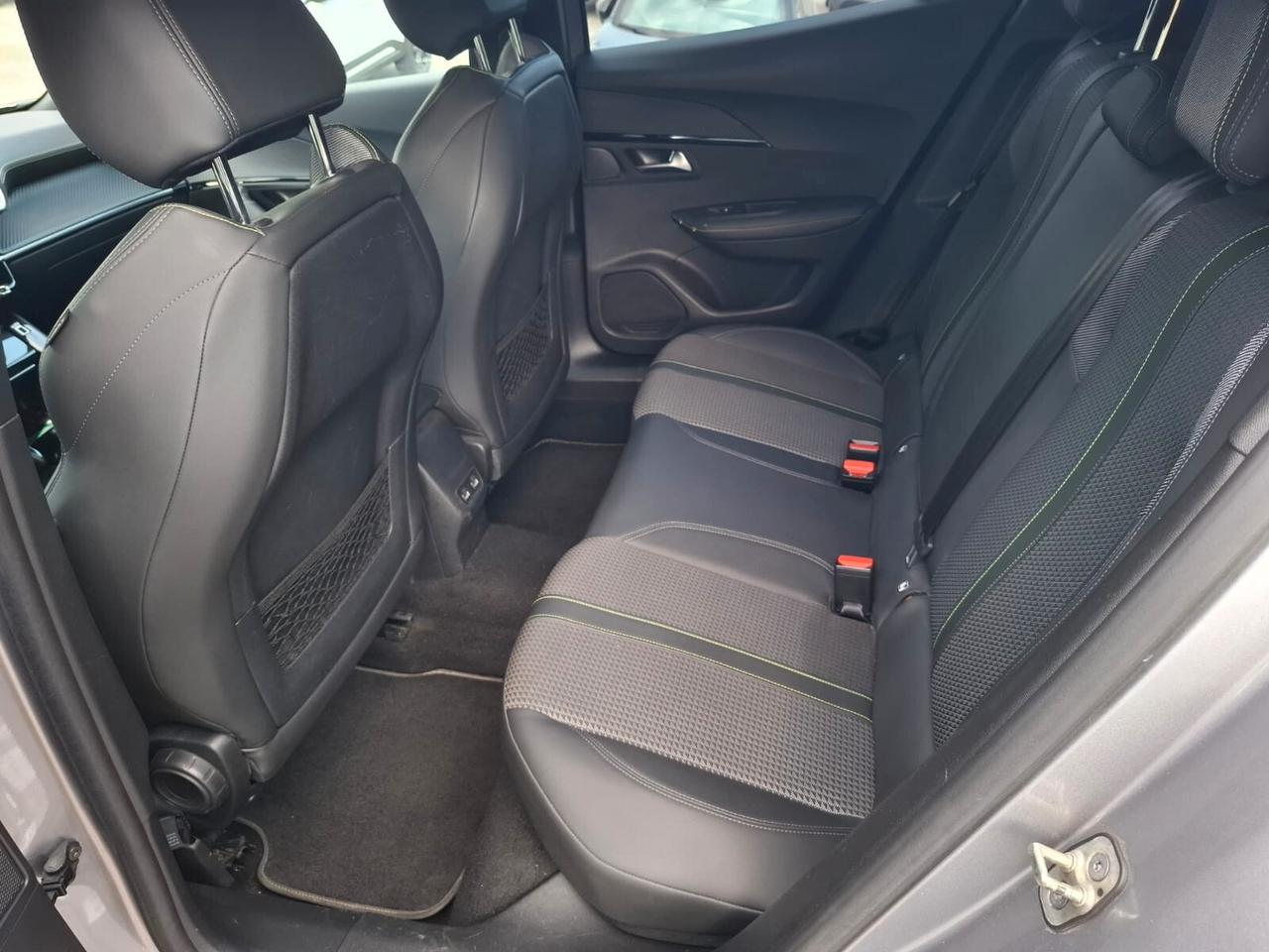 PEUGEOT 2008 1.2 PURETECH 130 CV GT-LINE