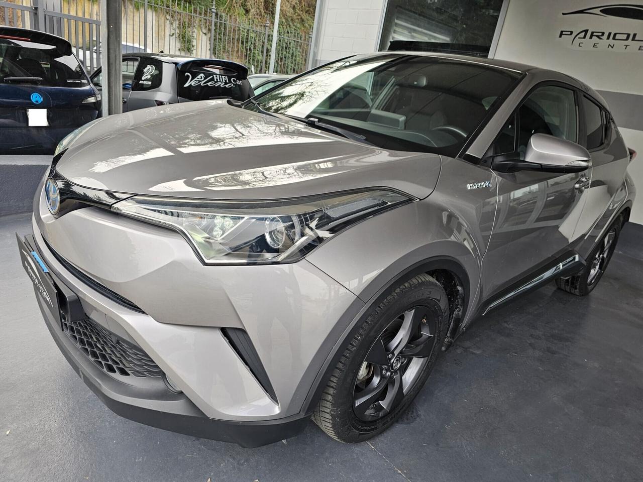 Toyota C-HR 1.8 Hybrid E-CVT Business