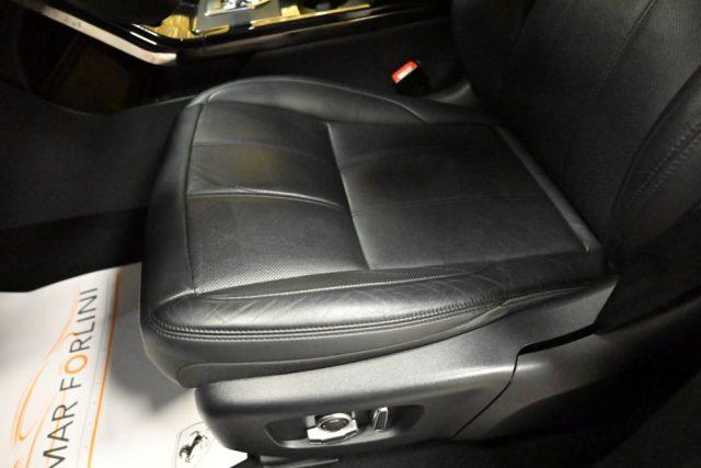 LAND ROVER Range Rover Evoque D200 MHEV AWD AUTO R-DYNAMIC SE BLACKLINE 20"FULL!