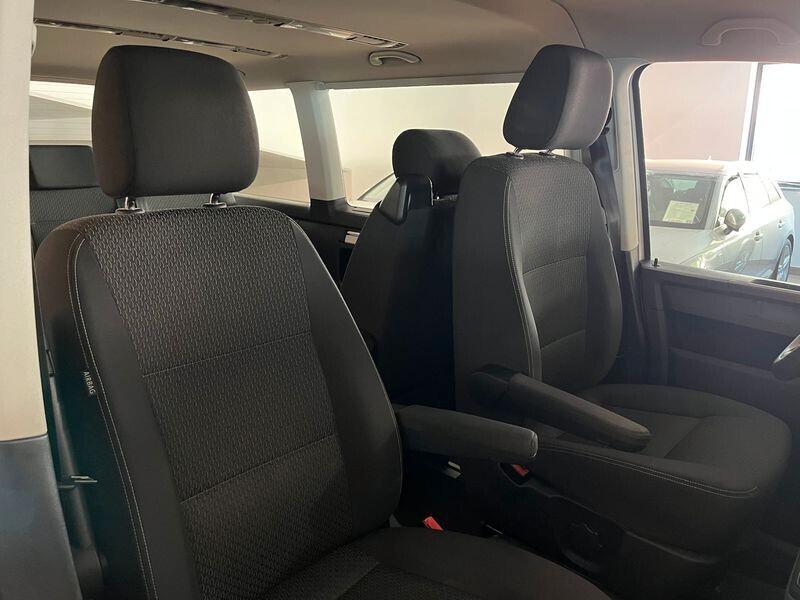 Volkswagen Multivan T6 2.0 TDI letto 6 posti 150 CV gancio DSG Euro 6