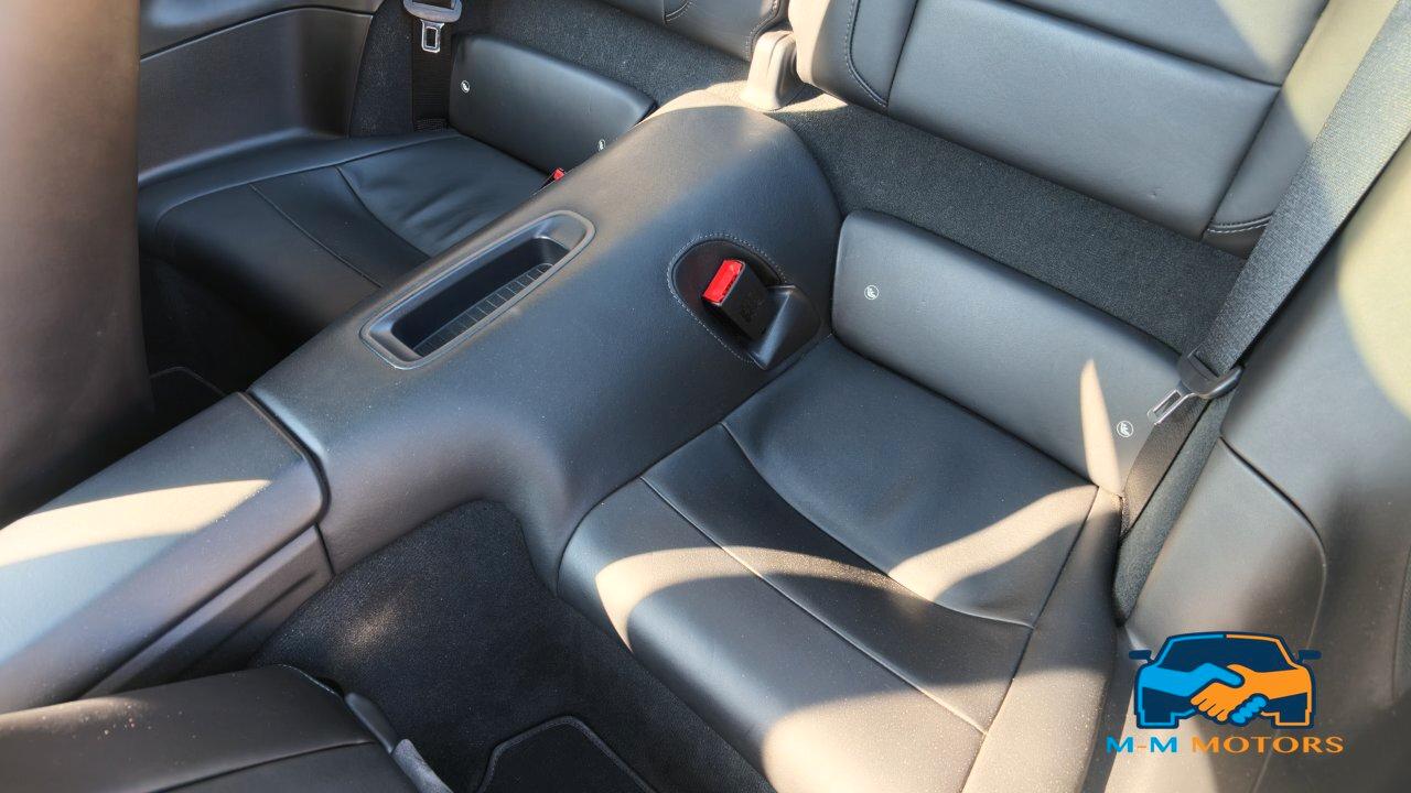 Porsche 911 Coupe 3.4 Carrera 4