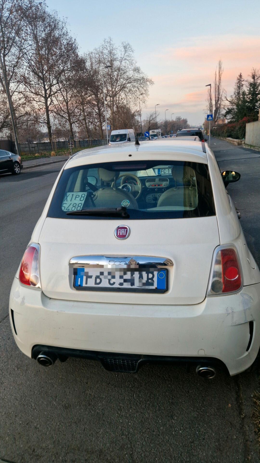 Fiat 500 1.2 Benzina Abarth Look.