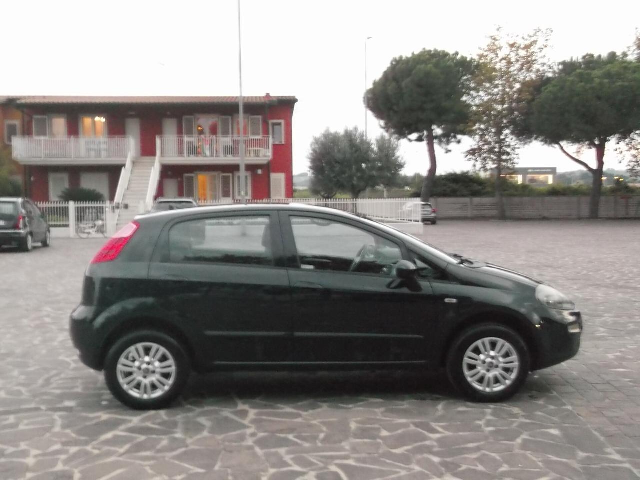 Fiat Punto 1.4 Metano Neopatentati 2016