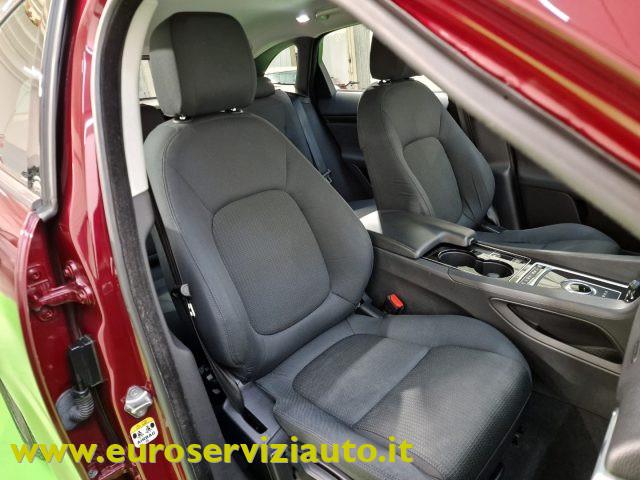 JAGUAR F-Pace 2.0 D 180 CV AWD aut. Pure
