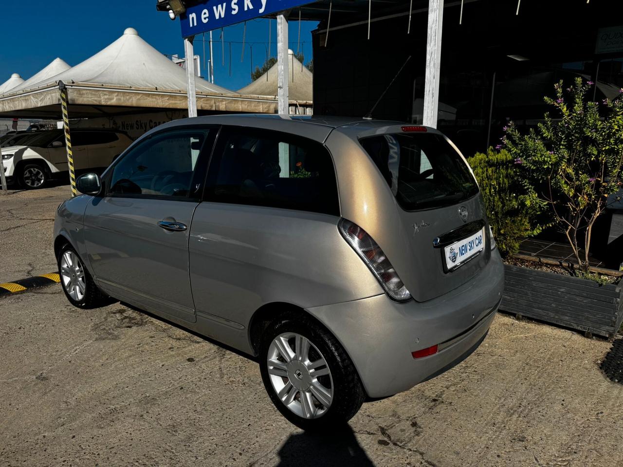 Lancia Ypsilon 1.3 MJT 75 CV Platinum