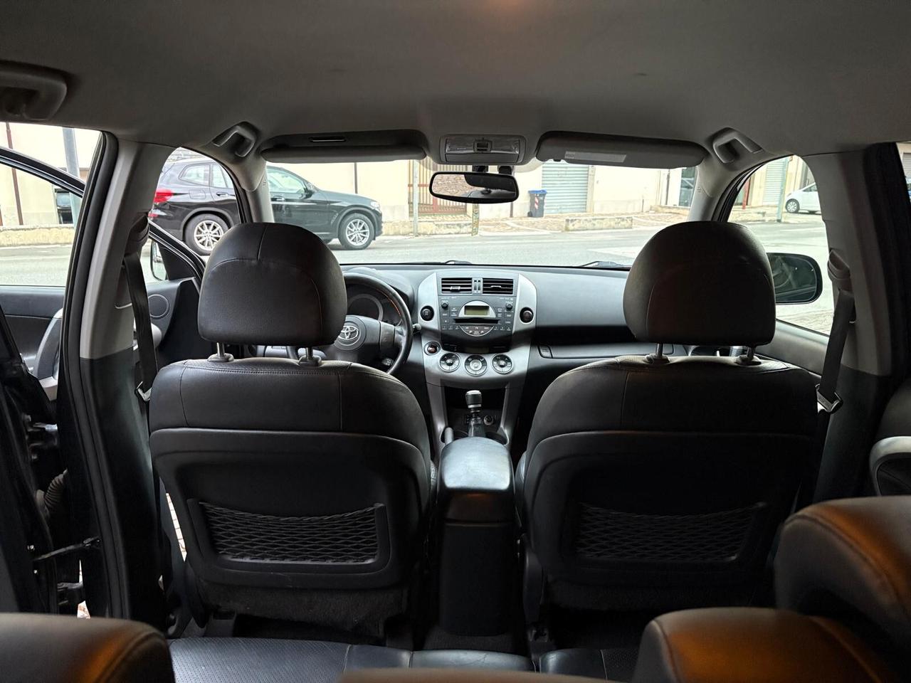 Toyota RAV 4 RAV4 2.2 D-4D 177 CV Luxury