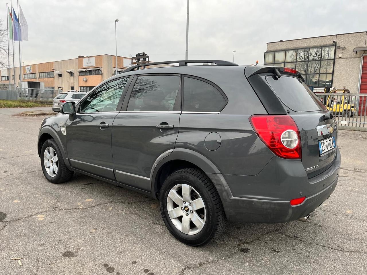 Chevrolet Captiva 2.0 VCDi ** 7 POSTI**