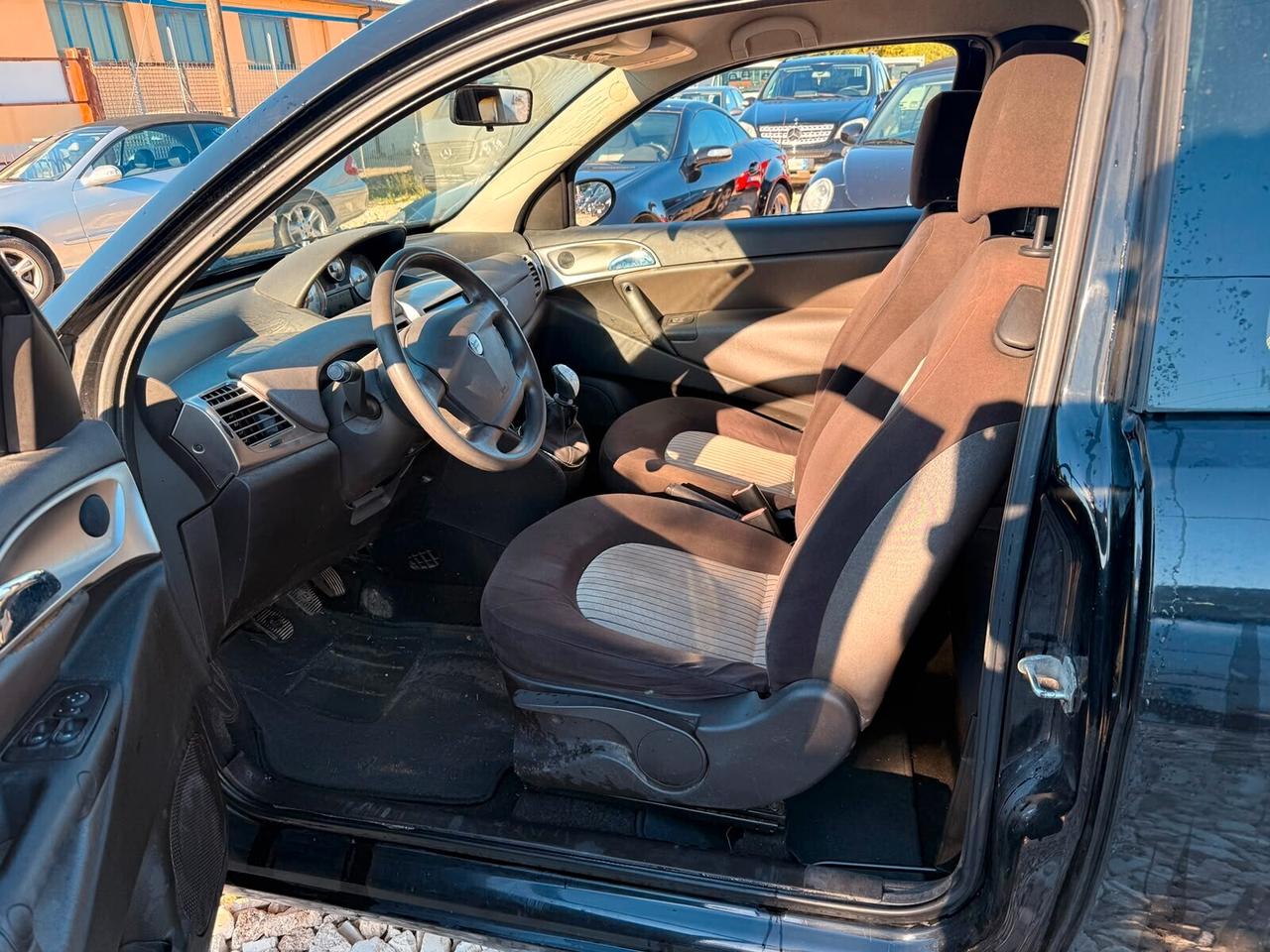 Lancia Ypsilon 1.2 Argento