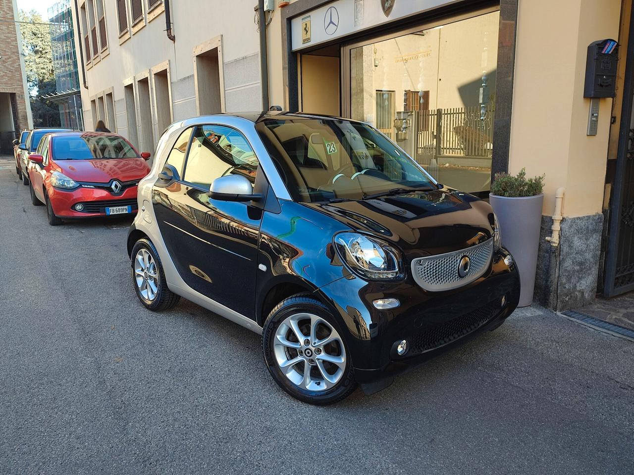 Smart ForTwo 70 1.0 twinamic Navi/Pelle/Panoramico