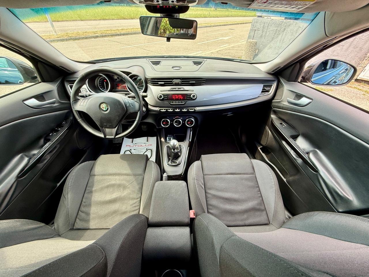 Alfa Romeo Giulietta 1.6 JTDm-2 105 CV NEOPATENTATI