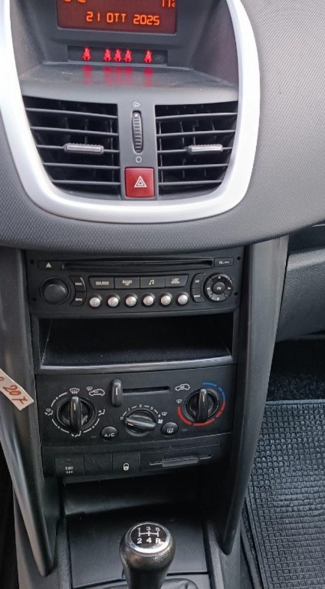 PEUGEOT 207 1.4 8V 75CV 5p. Energie Sport