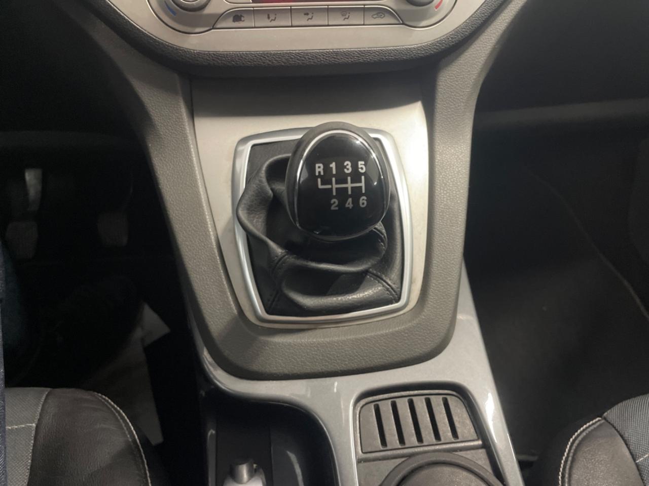 Ford Kuga 2.0 TDCi 136 CV 4WD Titanium DPF Perfetta !