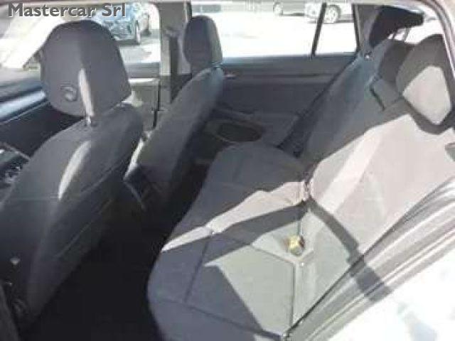 VOLKSWAGEN Golf Variant Golf Variant 2.0 tdi Life 115cv dsg - GJ593WF