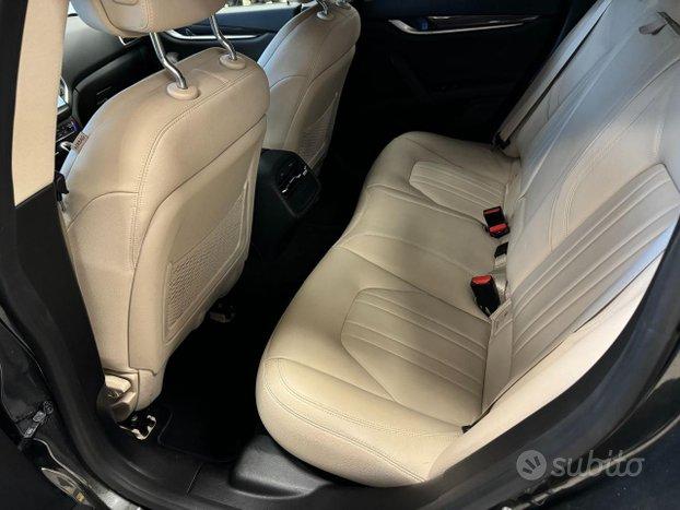 MASERATI Ghibli V6 Diesel 275 CV