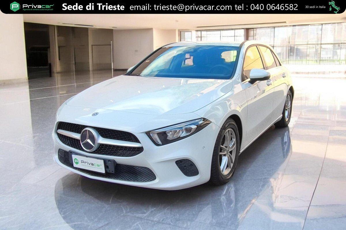 MERCEDES A 180 d Automatic Business Extra