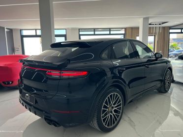 Porsche Cayenne Coupé 3.0 V6 Platinum Edition iva esposta