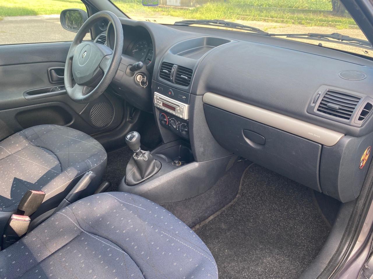 Renault Clio 1.2 cat 5 porte Symbol