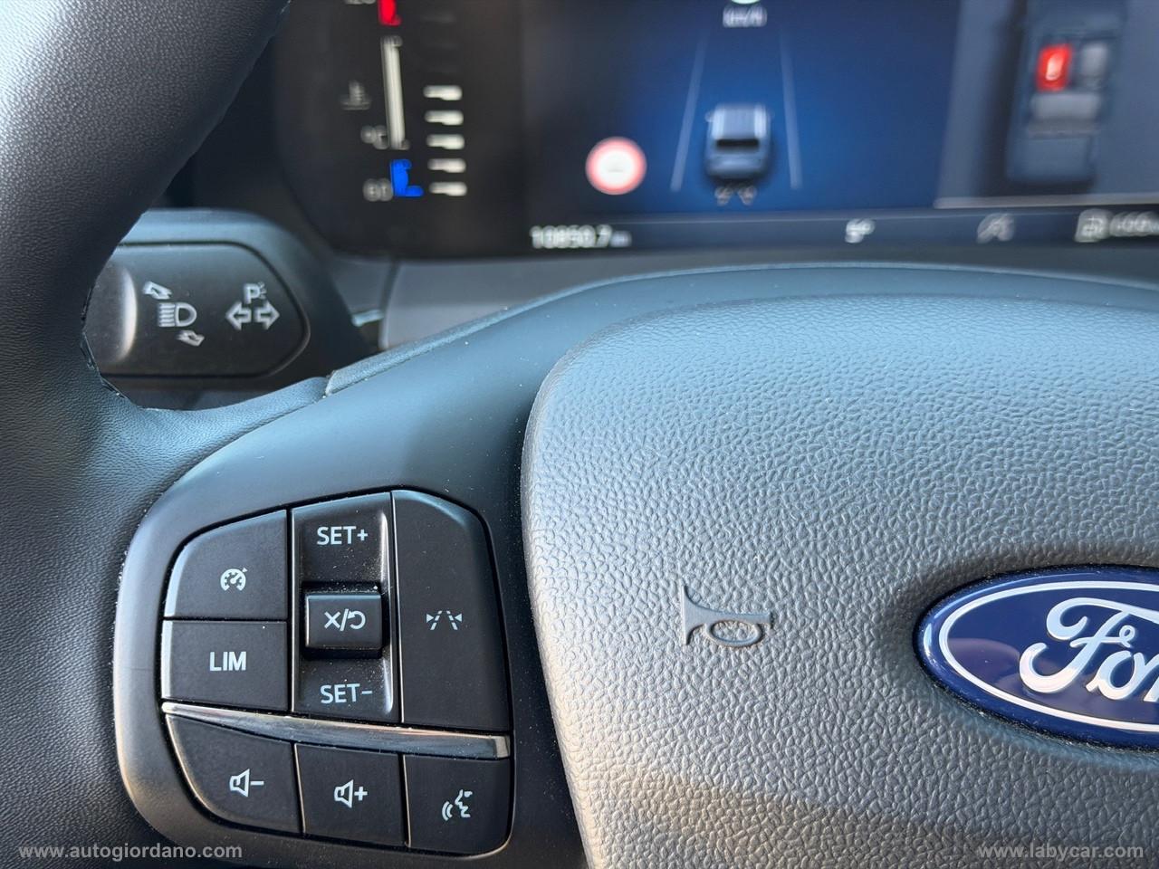 FORD Tourneo Courier 1.0 EcoBoost Titanium WINTER PACK