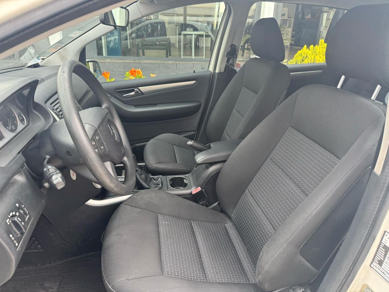 Mercedes-benz B 180 BlueEFFICIENCY Executive
