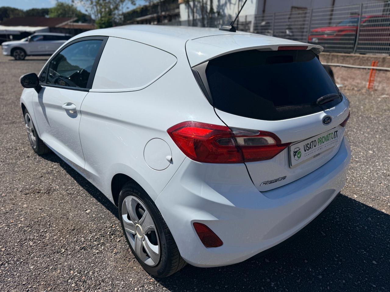 Ford Fiesta VAN 1.1 75cv E6 Gommata Distribuzione OK