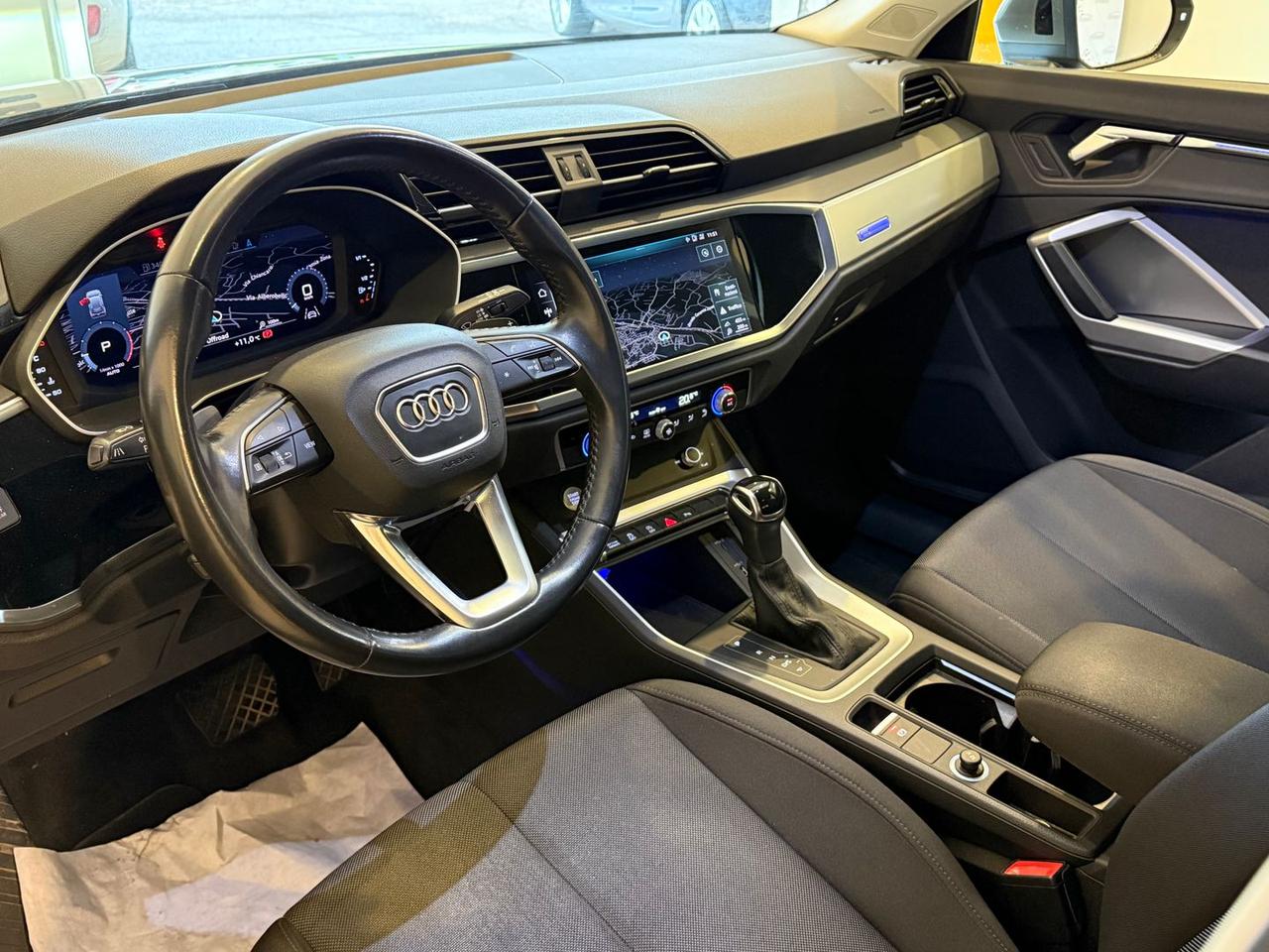 Audi Q3 Business 1.5 35 TFSI #9296