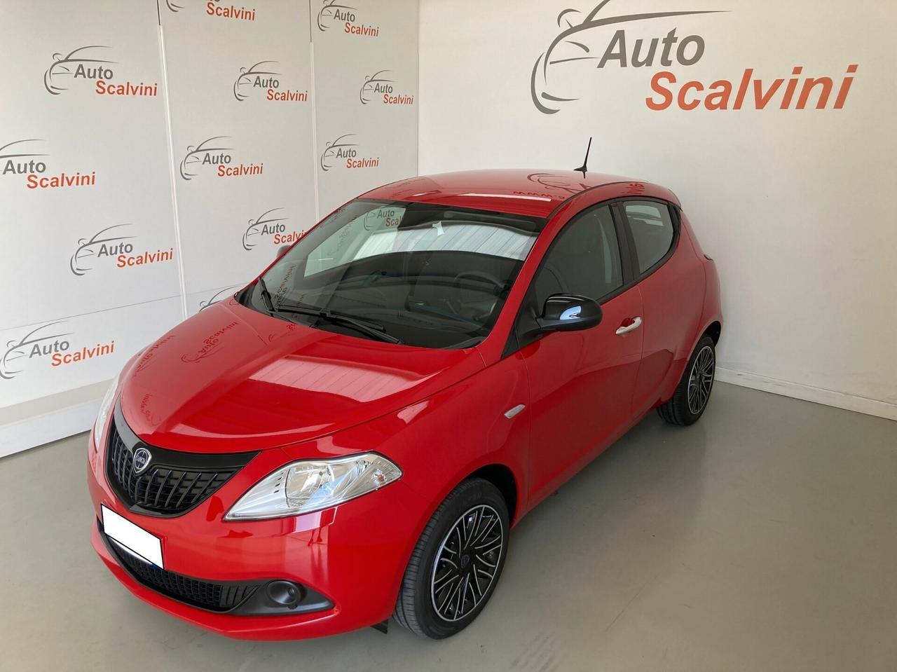 Lancia Ypsilon 1.0 70cv FireFly 5 posti Hybrid oro #NEOPATENTATI