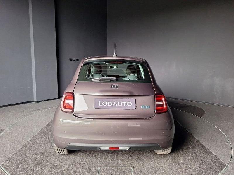 FIAT 500 La Prima Berlina