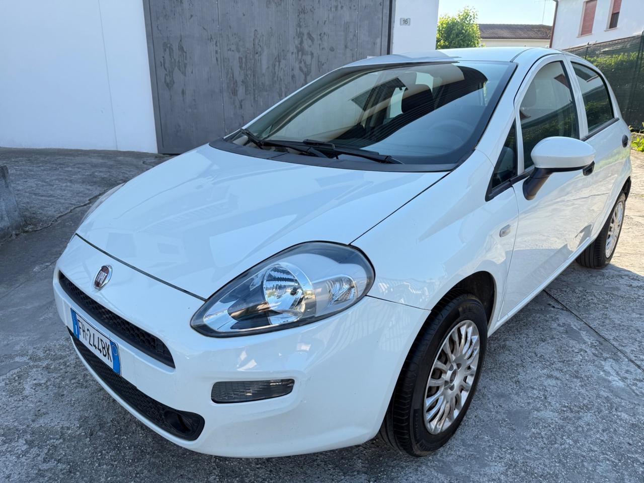 Fiat Grande Punto 1.4 METANO 2029 2017 EURO 6B