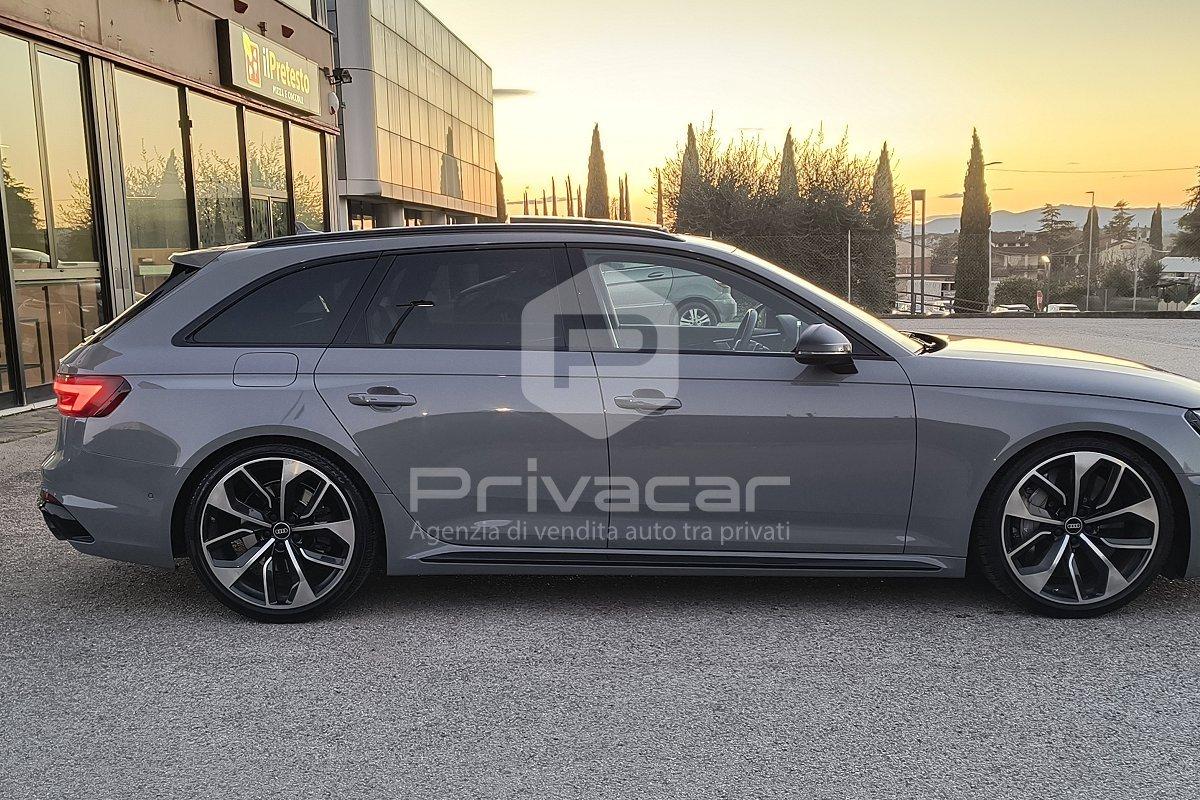 AUDI RS 4 Avant 2.9 TFSI quattro tiptronic