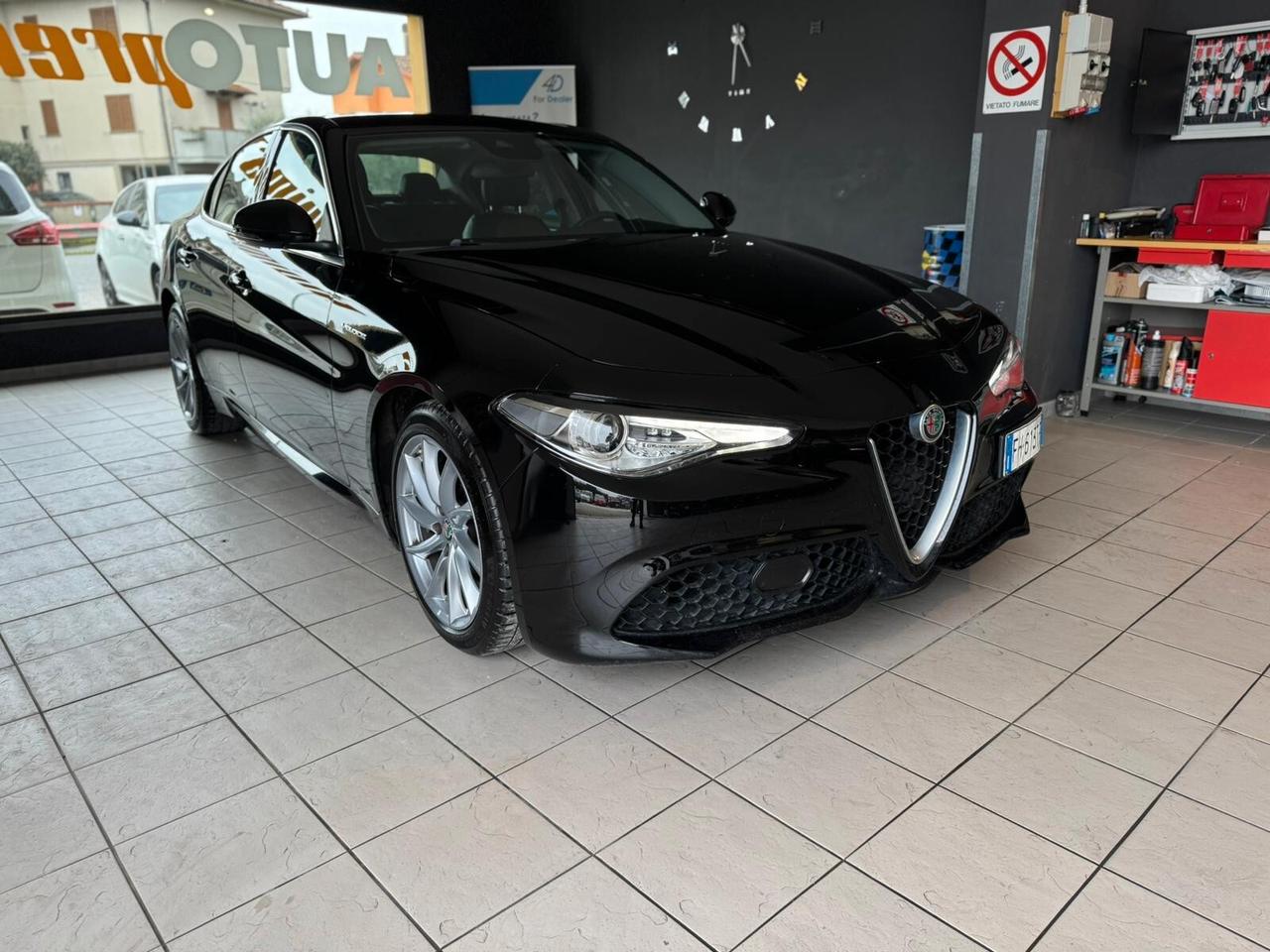 Alfa Romeo Giulia 2.2 Turbodiesel 210 CV AT8 AWD Q4 Veloce