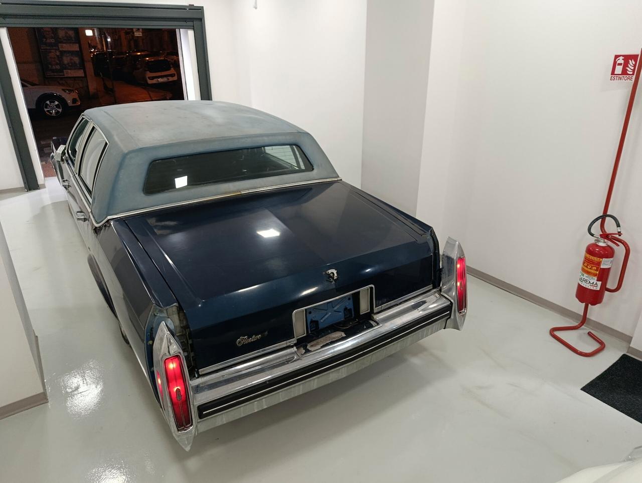 Cadillac Fleetwood Brougham 4.1 V6