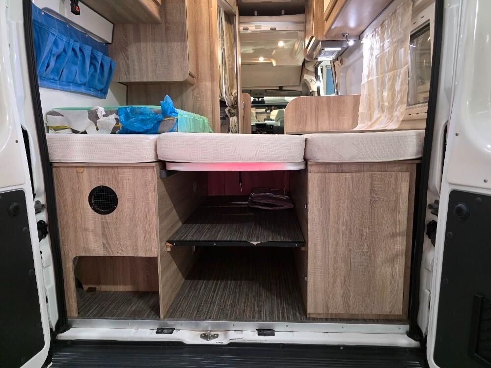 CAMPER VAN FONT VENDOME H 307