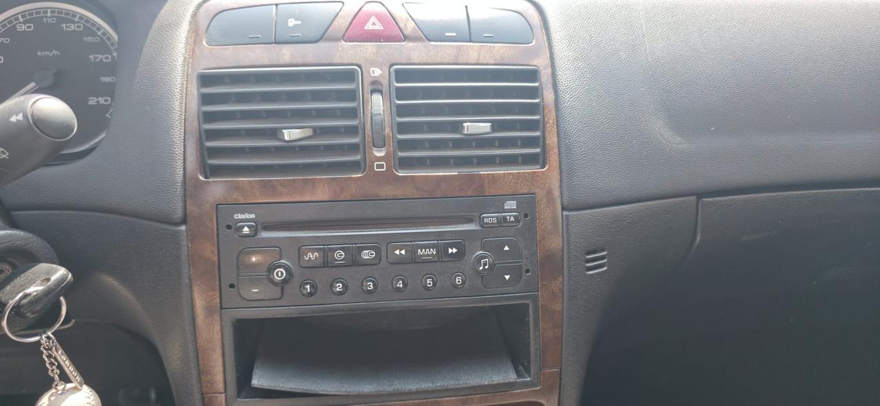 Peugeot 307 1.6 16V 5p. XS neopatentati