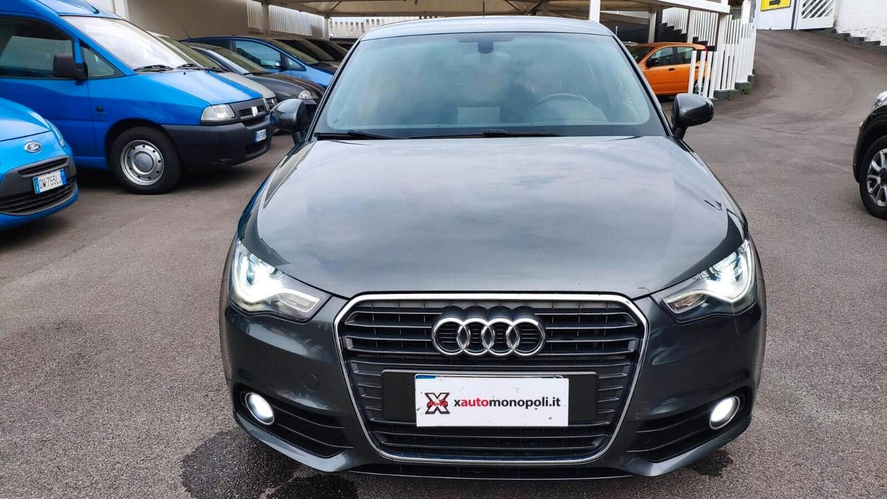 Audi A1 1.6 90 CV C. Manuale