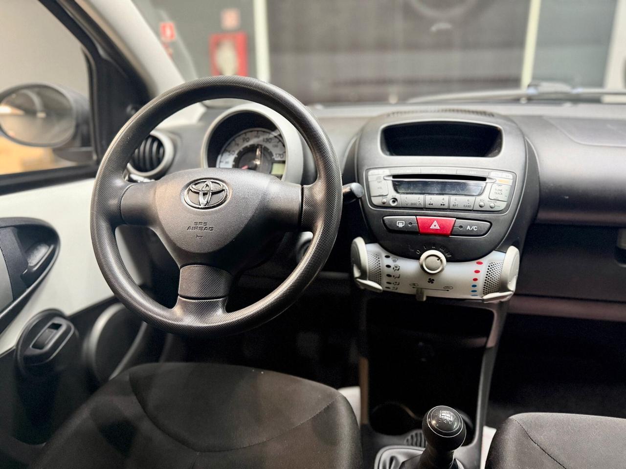 Toyota Aygo 1.0 12V VVT-i 5 porte Active Connect
