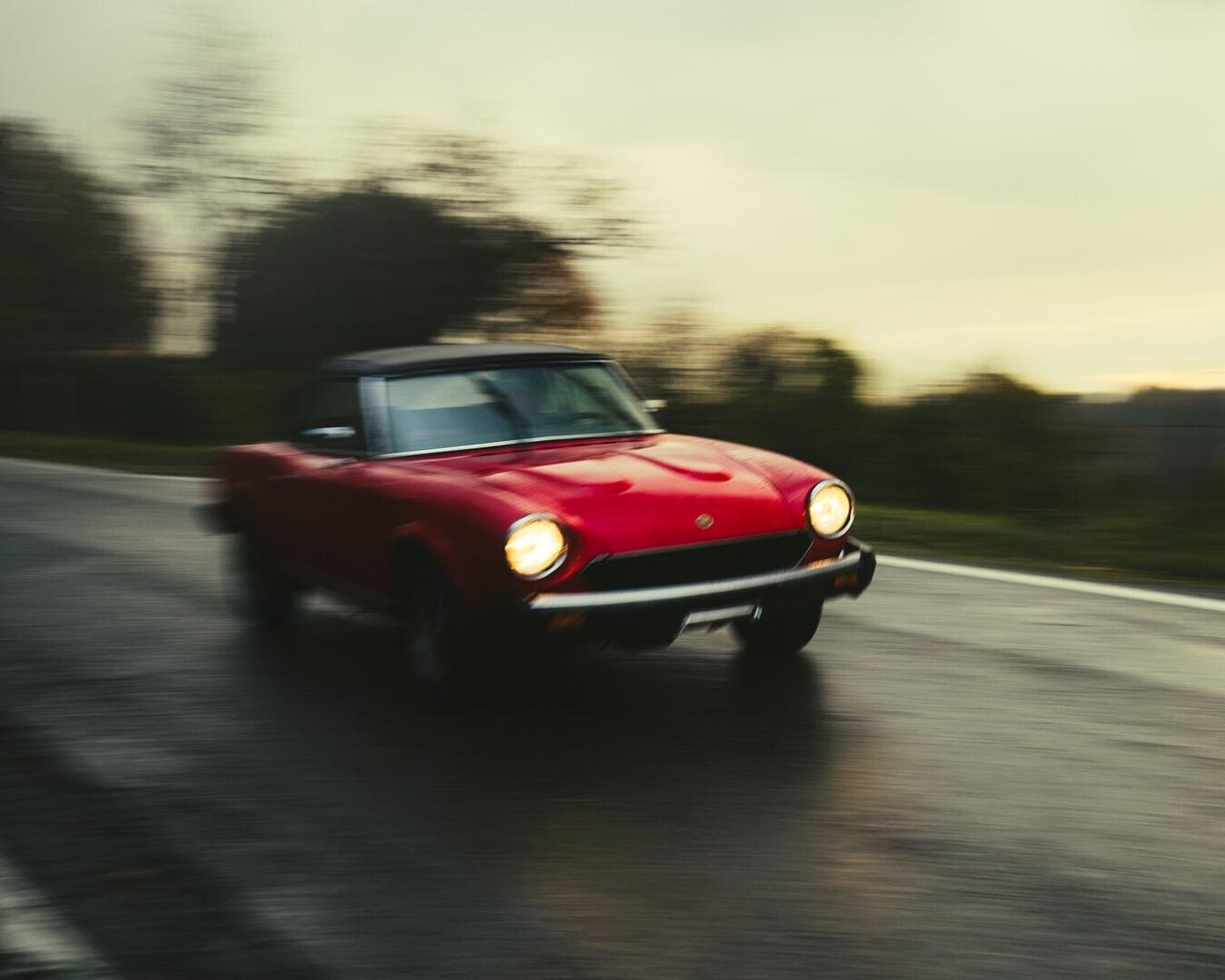 Fiat 124 Spider America CS Pininfarina