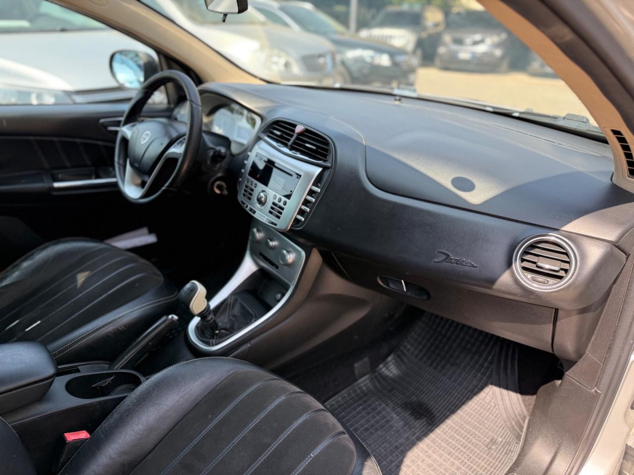 Lancia Delta 1.6 MJT DPF Platino km certif.