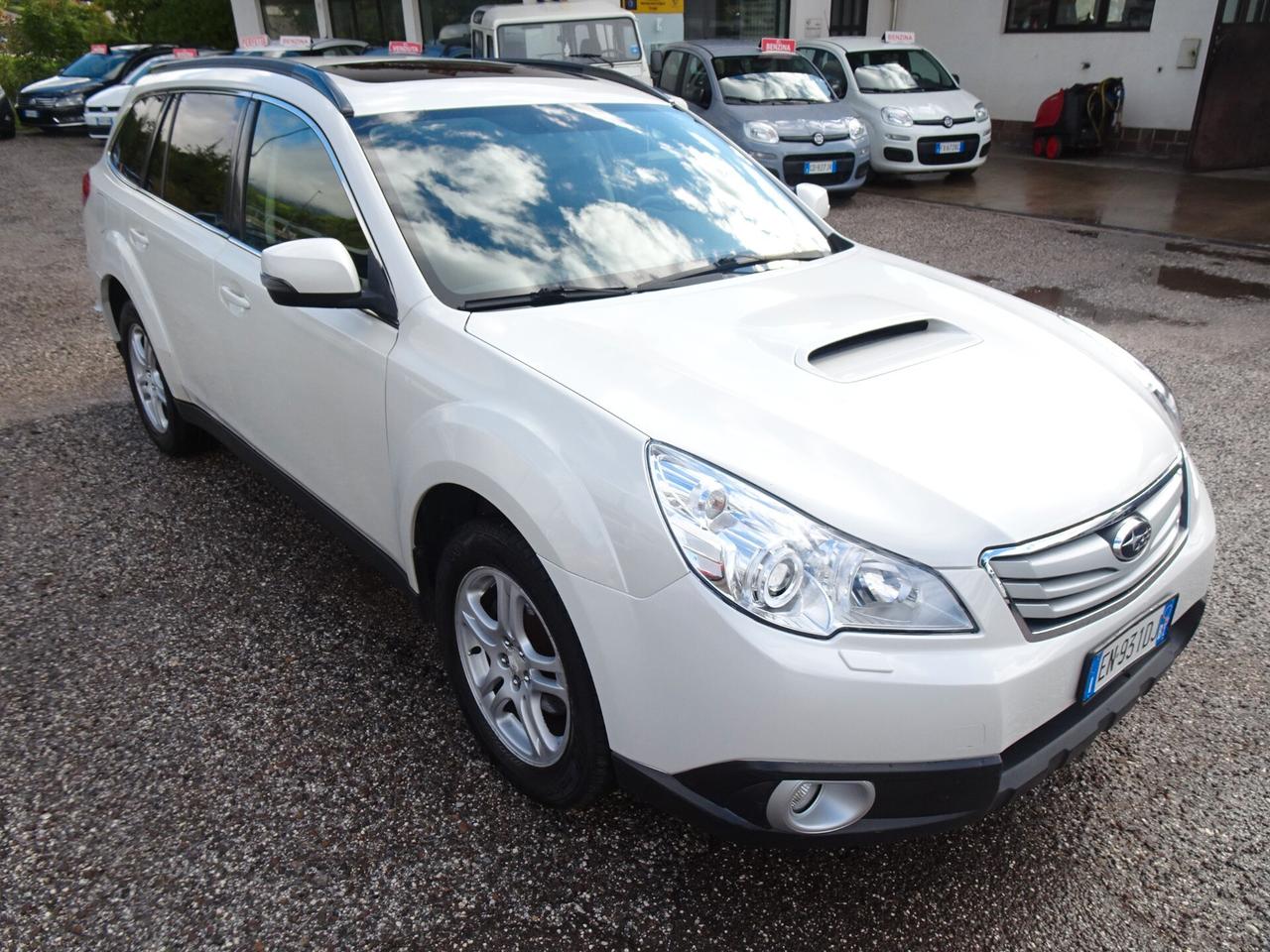 Subaru OUTBACK 2.0D Trend Limited