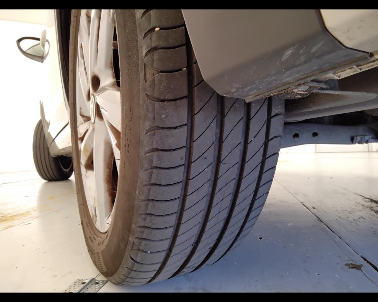 VOLKSWAGEN Taigo - Taigo 1.0 tsi R-Line 110cv