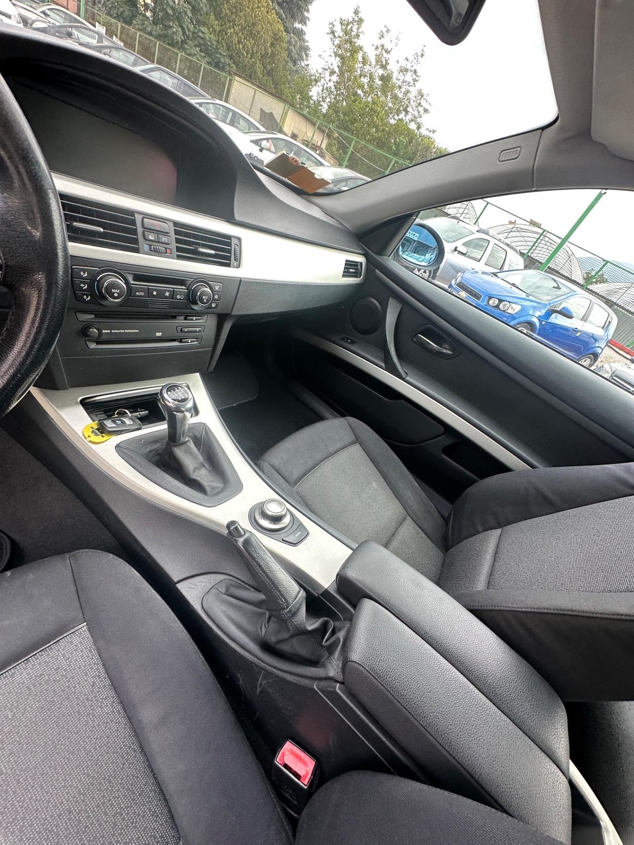 Bmw 325 325i cat Coupé Attiva
