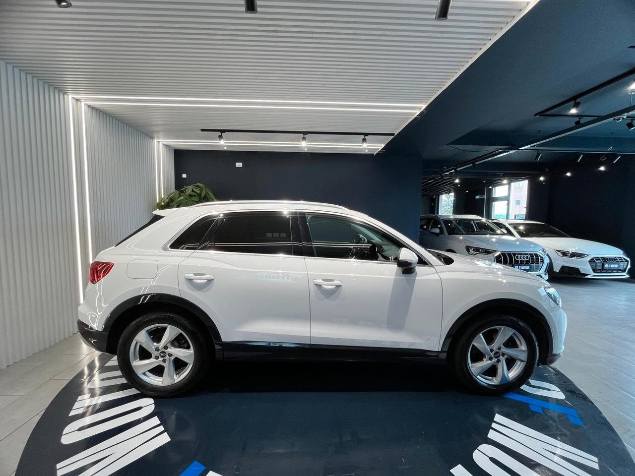 Audi Q3 35 TDI S tronic Business Advanced