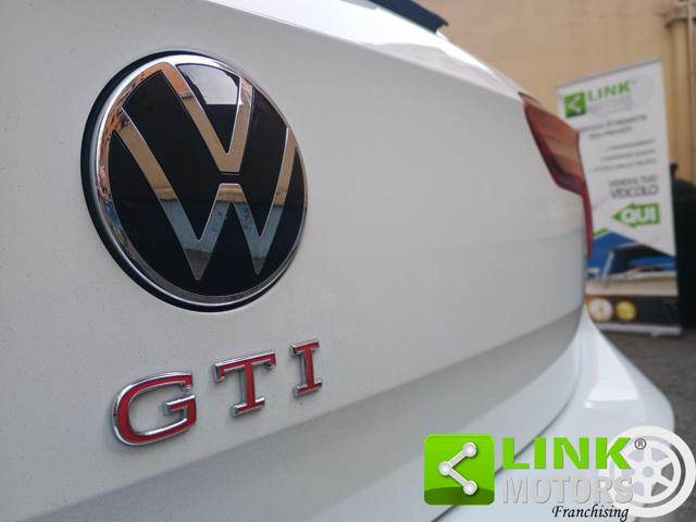 VOLKSWAGEN Polo 2.0 TSI DSG GTI